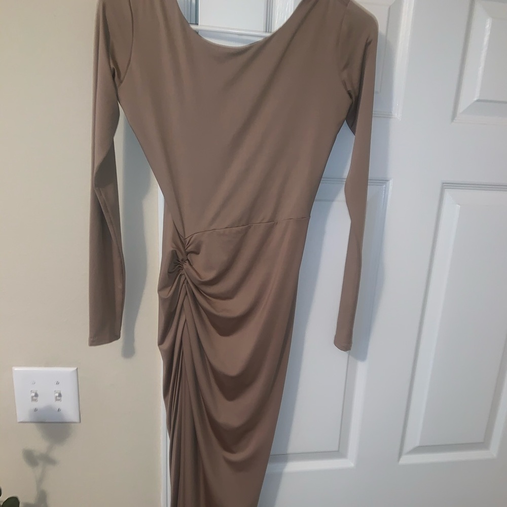 Long sleeve open back ruched thigh high dress